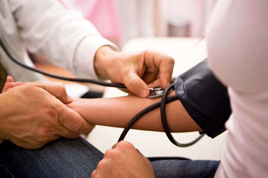 A magas vérnyomás nyomásának mérése